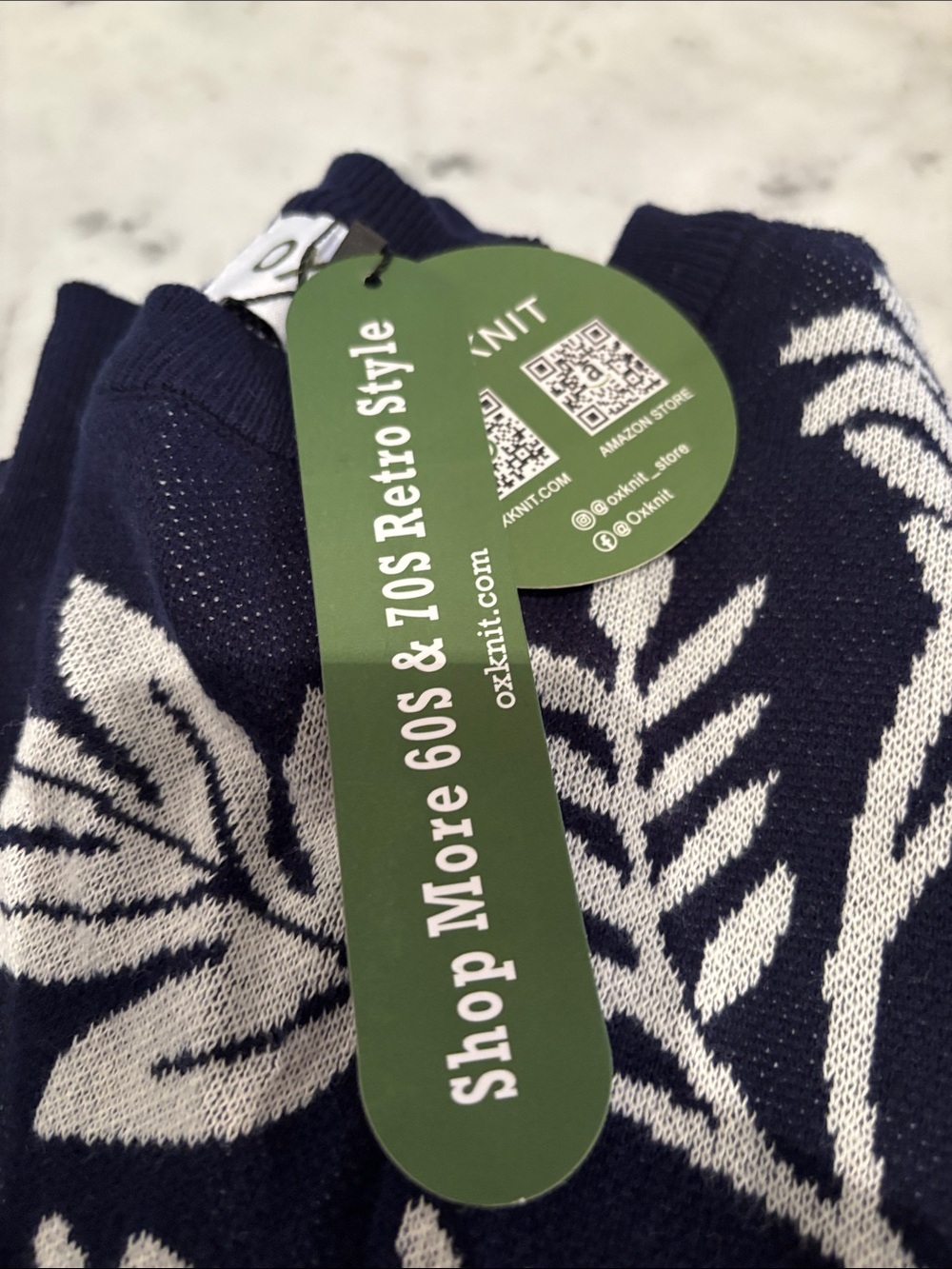 Oxknit Women's navy Sweater with white Floral Jacquard size large - Picture 6 of 6